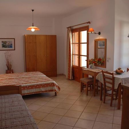 Thalina Hotel Marathokampos Exterior photo